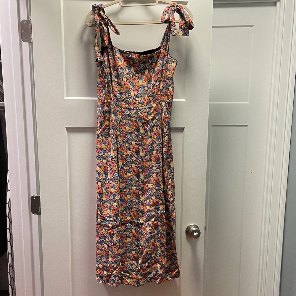 Sezane Dorothea Floral Midi Dress with Slit Size 40 (US6/8)